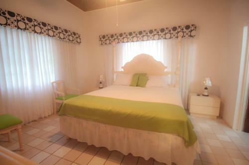 Posada Kenwood Villas & Suites