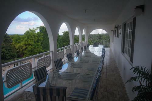 Posada Kenwood Villas & Suites