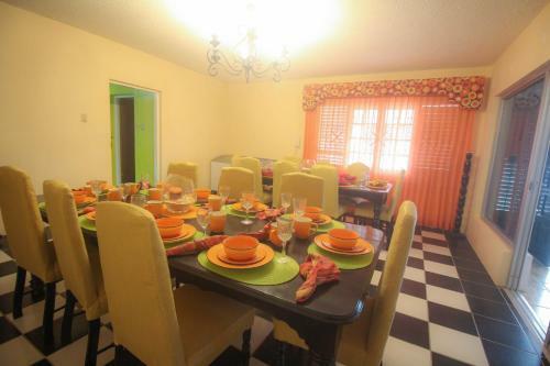 Posada Kenwood Villas & Suites