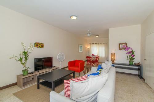 Luxury 2br Home Facing Beach W/pool Montego Bay #3