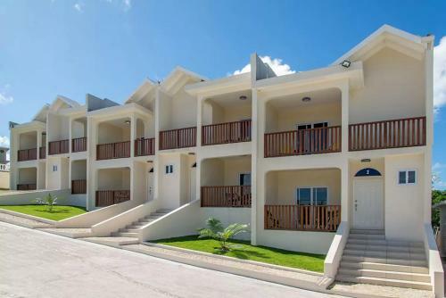 Luxury 2br Home Facing Beach W/pool Montego Bay #3