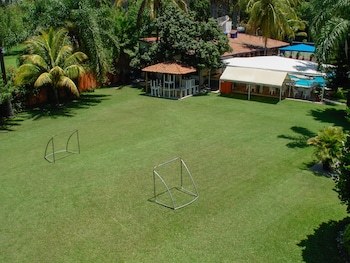 Parador De Manolos Hotel