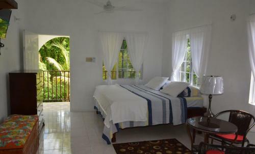 Hostal Cozy Coco Guest House