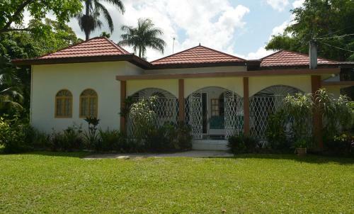 Hostal Cozy Coco Guest House