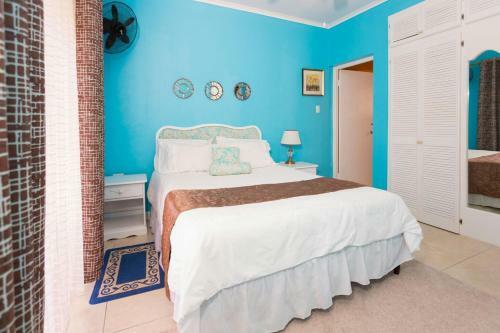 Wellington Cove Apartment