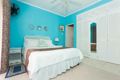 Wellington Cove Apartment