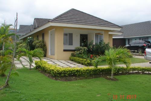 Villa Sea Views At Richmond