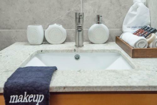 Apartamento Luxury City View Rental In Kingston