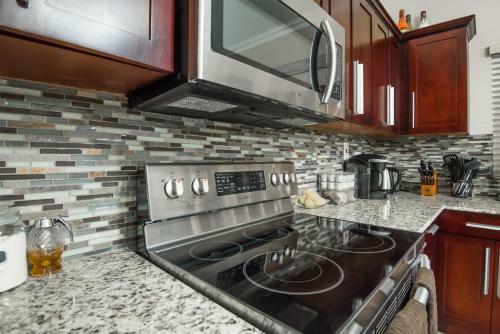 Apartamento Luxury City View Rental In Kingston