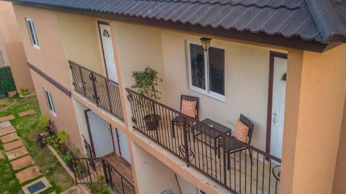 Apartamento Luxury City View Rental In Kingston
