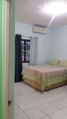 Apartamento Kingston 10 Central Rest Spot