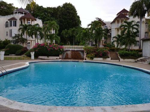 Apartamento Sky Castles Apt H6