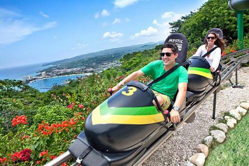 Villa Ocho Rios Under The Coolshade III