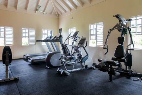 Pool Beach Gym 24/7 Security