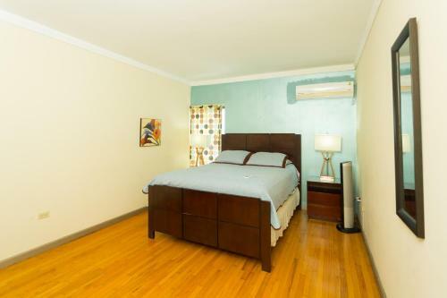 Apartamento The Abbey Court New Kingston