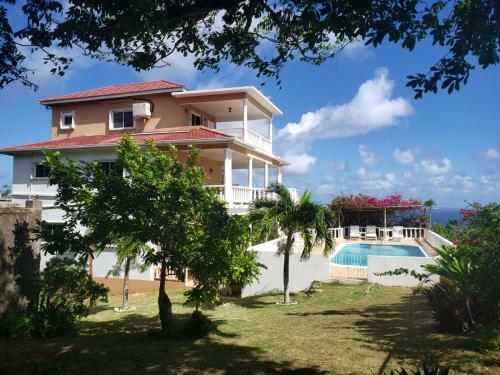 Cabarita Lookout Villa