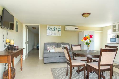 Hartland Vacation Homes