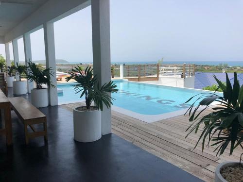 Lashings Boutique Hotel