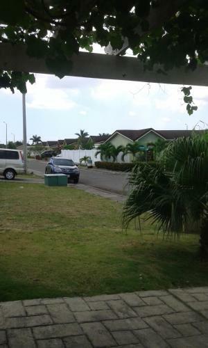 Spanish Town Gated Secured Private Rooms