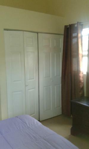 Spanish Town Gated Secured Private Rooms