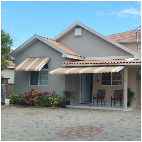 Hostal Caribbean Estate 3 Bedroom Suite