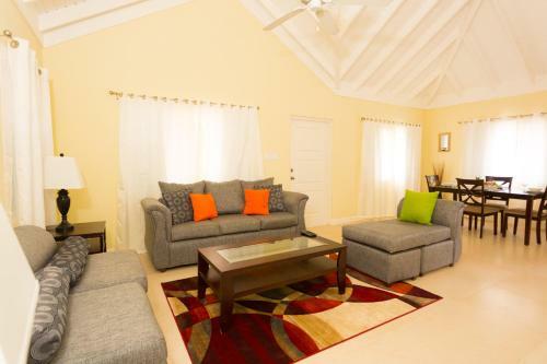 Villa Ocho Rios Under The Coolshade II