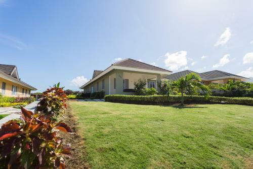 Villa Ocho Rios Under The Coolshade II