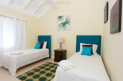 Villa Ocho Rios Under The Coolshade II