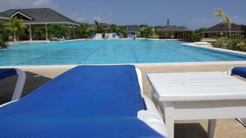 Villa Ocho Rios Under The Coolshade II