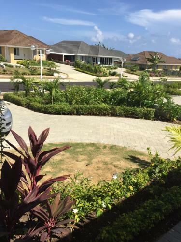 Villa Ocho Rios Under The Coolshade II