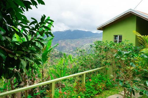 Hostal Blue Ridge Restaurant And Cottages