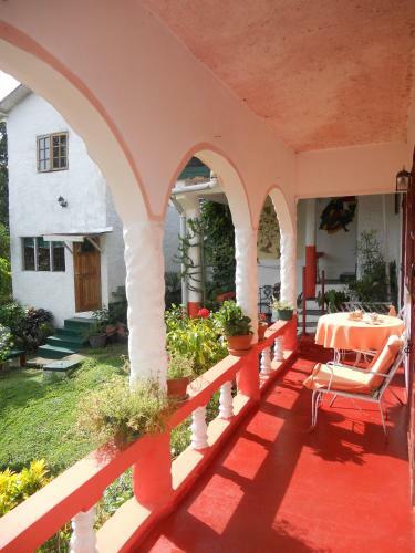 Hostal Drapers San Guest House