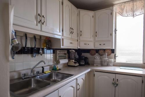 Apartamento Sunwind Ocean View Suite At Turtle Towers