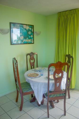 Apartamento Green Island Beach Suite At Turtle Towers