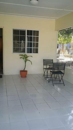 Apartamento Dominique's 2bedroom St Catherine Crashpad Ja