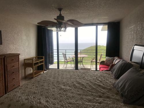 Apartamento Regatta Point Condo Ocean View