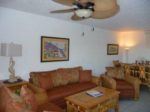 Apartamento Oceanfront Watergate Villas & Condos