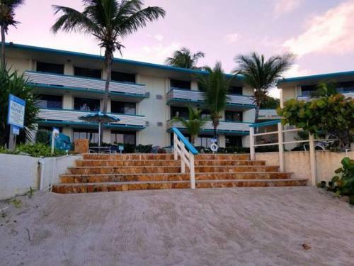 Apartamento Oceanfront Watergate Villas & Condos