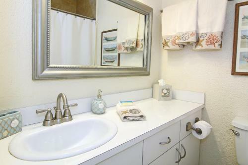 Apartamento Oceanfront Watergate Villas & Condos