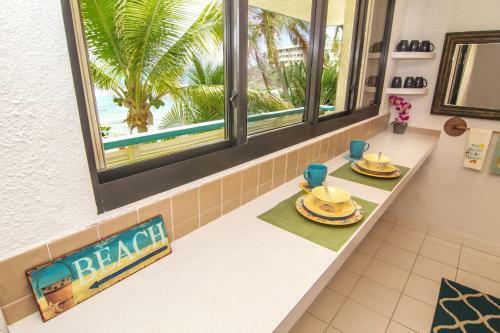 Apartamento Oceanfront Watergate Villas & Condos
