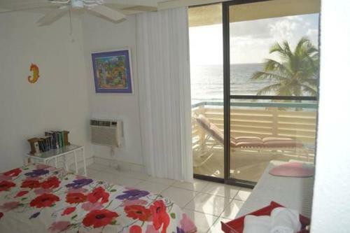 Apartamento Oceanfront Watergate Villas & Condos