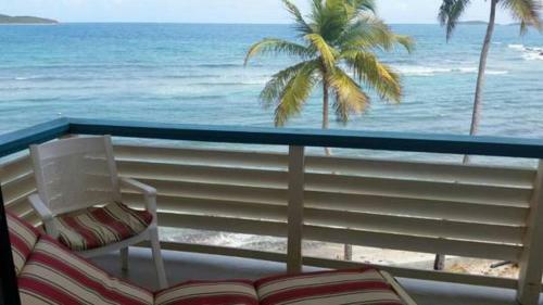 Apartamento Oceanfront Watergate Villas & Condos