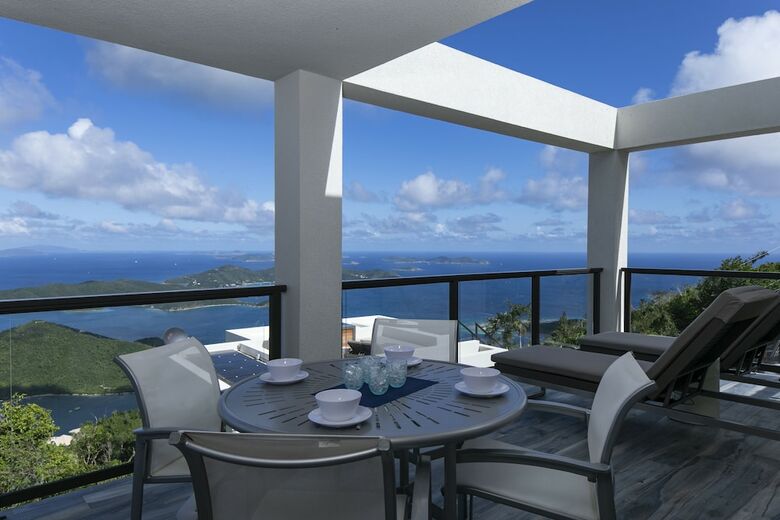 Hostal Calichi At Picture Point