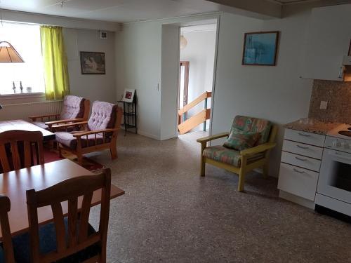 Hostal Budget Guesthouse Borgustova
