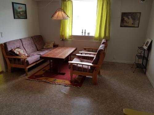 Hostal Budget Guesthouse Borgustova