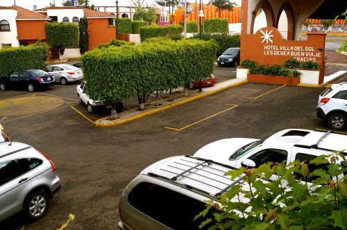 Hotel & Suites Villa Del Sol
