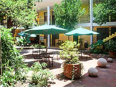Hotel Y Hostel Allende
