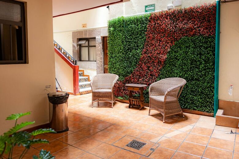 Hotel El Carmen