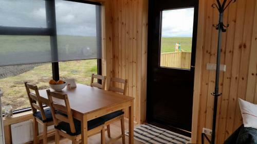 Hekla Cabin 3 Volcano And Glacier View
