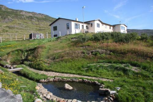 Hotel H�tel Laugarh�ll